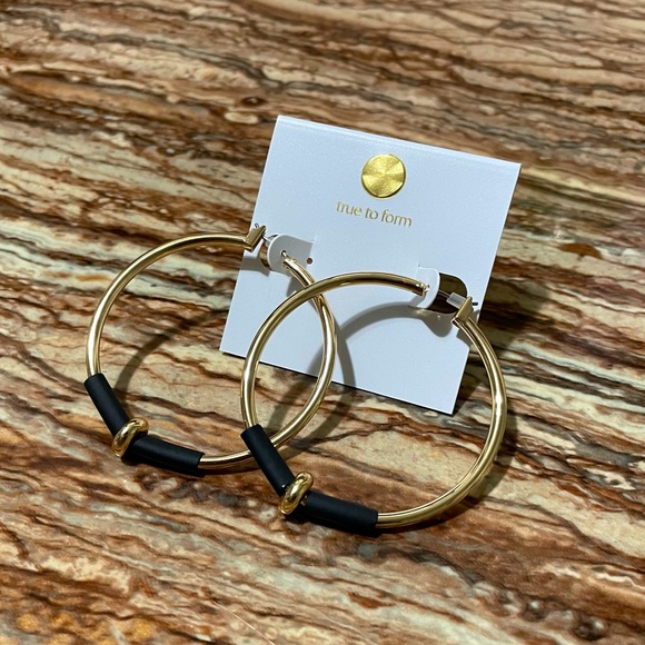 True To Form - Picture 6 of 14